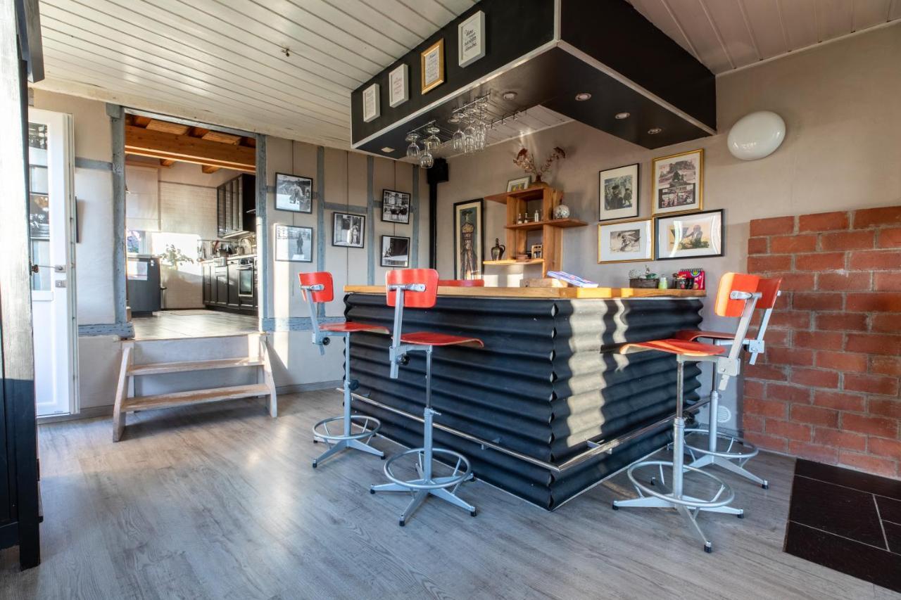 La Maison Perchee Thiers Eksteriør billede
